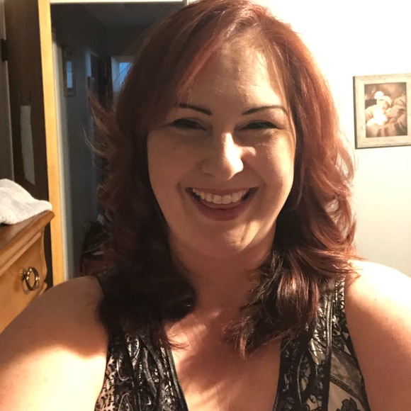 Meet your Posher, Sherry - Picture 1 of 1